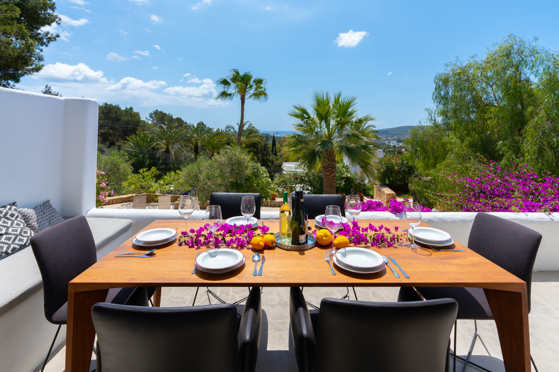 Resa estates Ibiza finca te koop st Rafael sea view sale dining ext.jpg